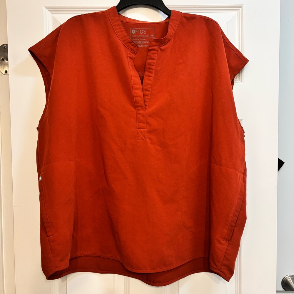 Figs Rafaela scrub top 2x plus orange